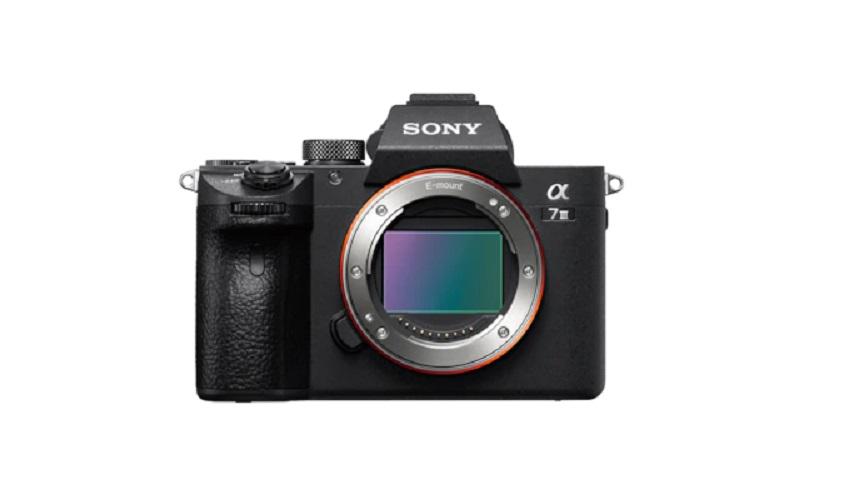 Body Aparat foto SONY A7 Mark III Mirrorless, 24 MP, ISO 51200 (Extins: 204800), 1/8000s, 4K @30, SD/SDHC/SDXC, Rafala 10 cps, WiFi/Bluetooth, Senzor Full Frame, Montura Sony FE - Aparate foto & accesorii