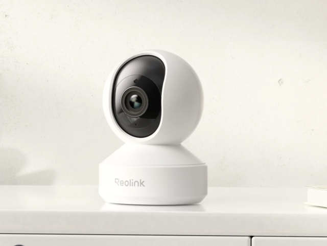 Reolink E SERIES E340 8MP IR12m Cameră de supraveghere Wi-Fi, Detectie miscare/oameni/animale/plans, Audio bidirecțional, Instalare ușoară și flexibilă, pana la 512GB SD card